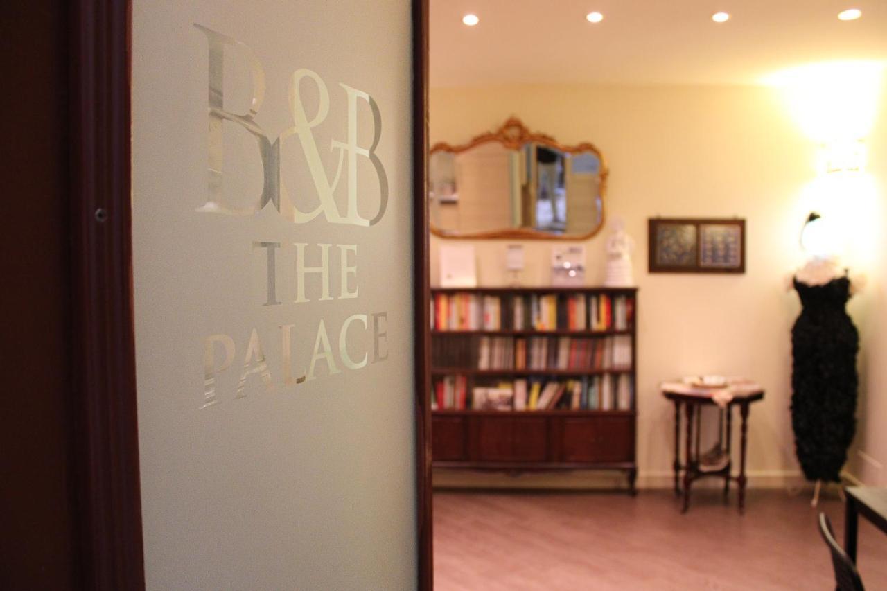 The Palace B&B And Apartments 산토스테파노디카마스트라 외부 사진