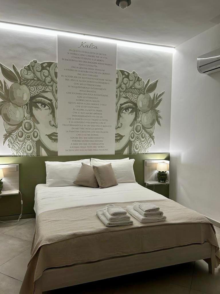 The Palace B&B And Apartments 산토스테파노디카마스트라 외부 사진